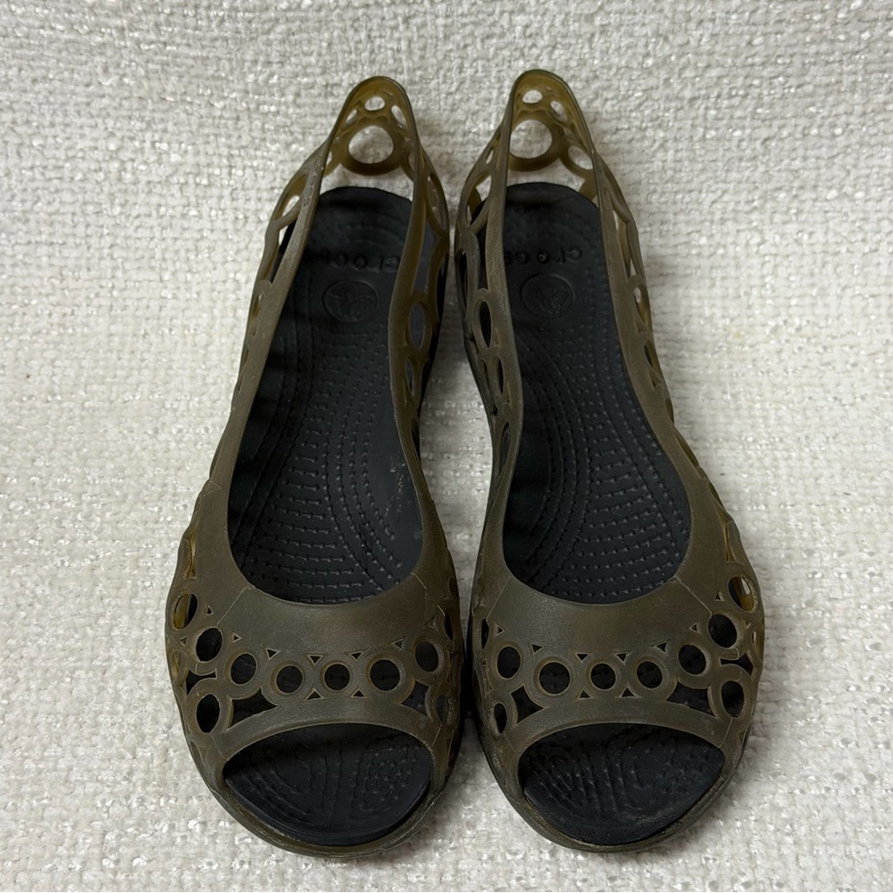 CROCS Olive Green and Black Laser-Cut Peep-Toe Flats
